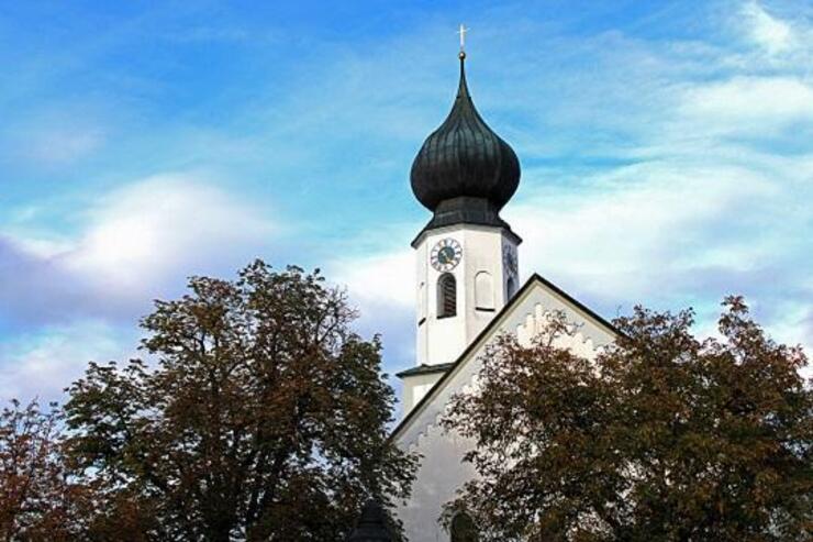 Allerheiligen: Ökumenischer Gottesdienst auf dem Friedhof, anschl. Gräbersegnung