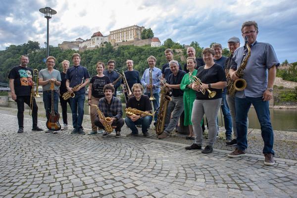 MONDAY NIGHT ORCHESTRA PASSAU @ Cafe Museum