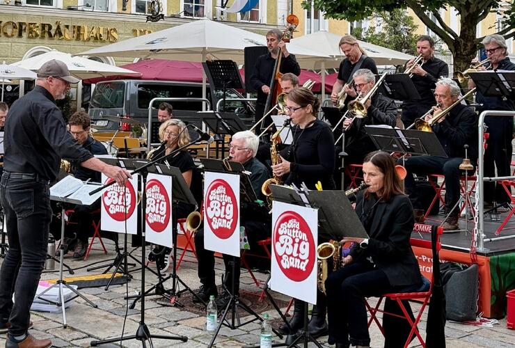 Bigband-Frühschoppen im Kulturforum Traunstein
