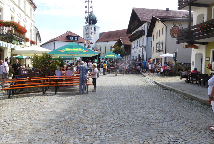 Großes Marktplatzfest der Lamer Marktplatzwirte