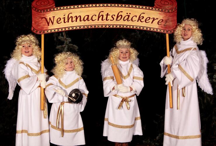 ENGELSZAUBER! Der himmlische Engelsumzug durch Miltenberg - Miltenberger Weihnachtsmarkt