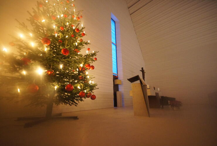 Tanzend sich auf Weihnachten vorbereiten - Sakraler Tanz mit Bruder Georg Schmaußer