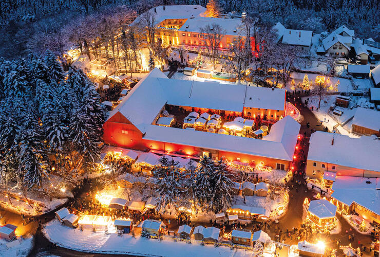 Historischer, romantischer Weihnachtsmarkt