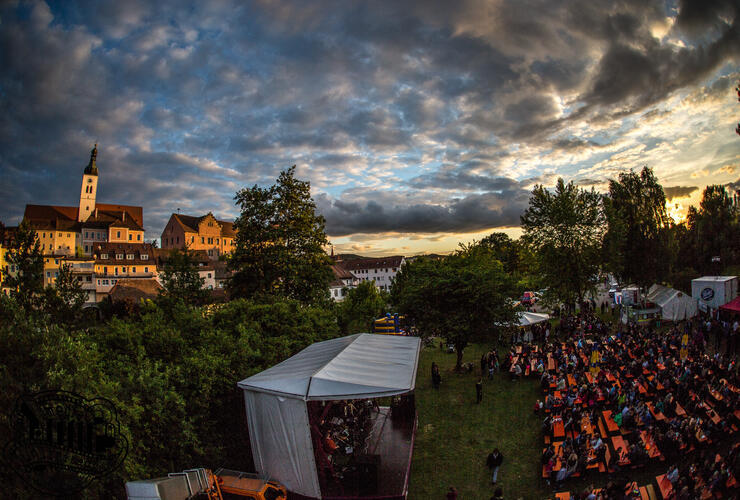 Großes Johannisfeuer 2026 im Stadtpark