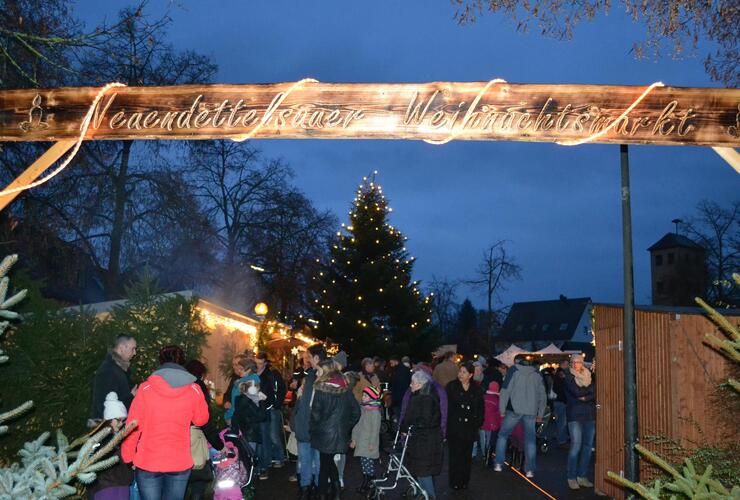 Weihnachtsmarkt Neuendettelsau