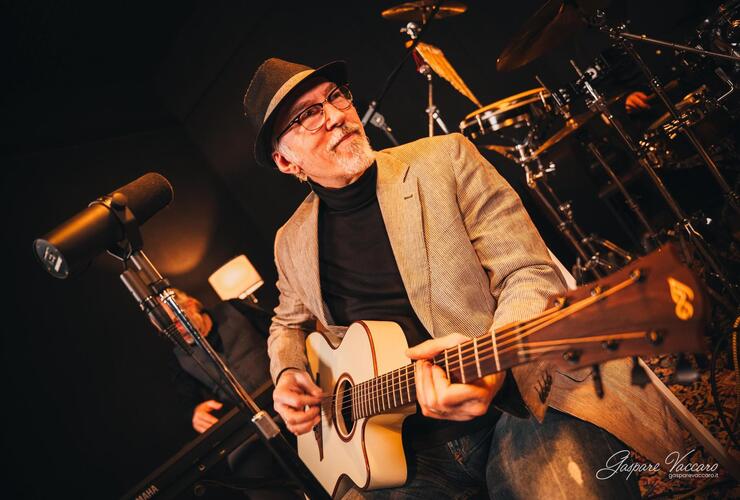 The Tribute! ERIC CLAPTON Unplugged
