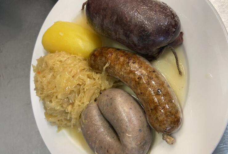 Schlachtschüsselessen