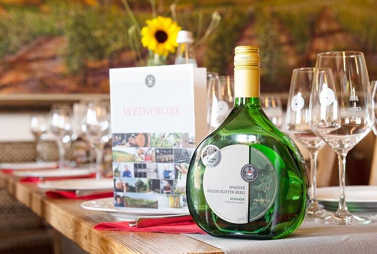Kleine Freitagsweinprobe in der SteigerwaldVinothek Iphofen 2025
