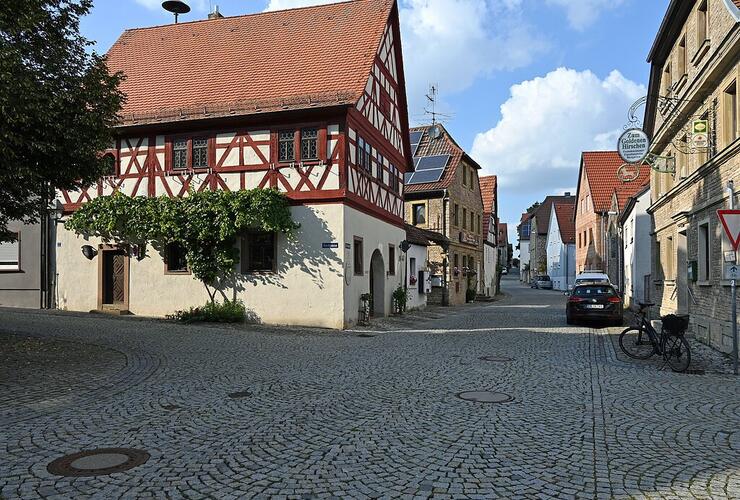Neuseser Glatzenweinfest