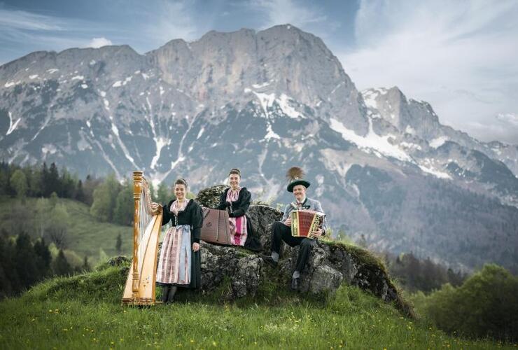 Bergweihnacht mit weihnachtlicher Stubnmusik und Lesung.