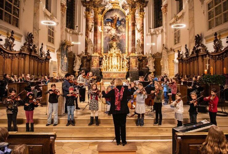 Weihnachtliche Musik in der Klosterkirche St. Peter und Paul