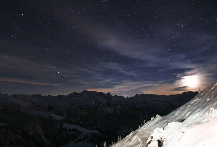 JENNER BEI NACHT- Erlebe den Zauber des Winters