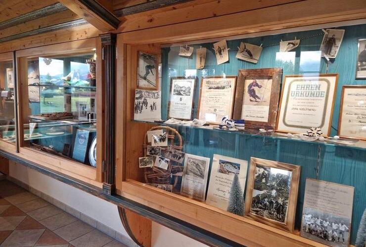 Ausstellung zum 75. jährigen Jubiläum des Skiclub Wallgau e.V.