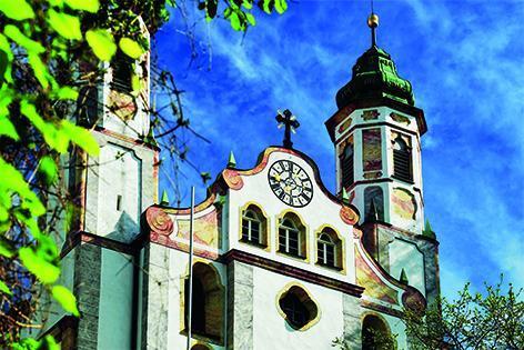 Lichterprozession ab Ölberg zur Kalvarienberg Kirche, anschließend Engelamt