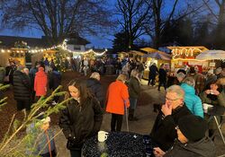 Weihnachtsmarkt im Kurpark