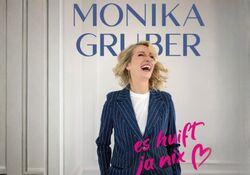Monika Gruber - "Es huift ja nix"