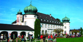 KreARTiv, Forum für zeitgenössische KUNST und HANDWERK