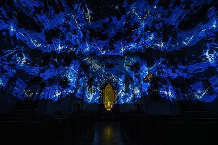 Immersive LichtOper: ZwischenWelten – Eine Reise durch die Rauhnächte Immersive LichtOper: ZwischenWelten – Eine Reise durch die Rauhnächte