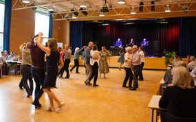 Tanzabend mit Live-Musik