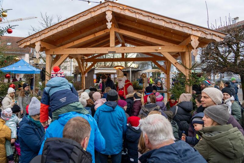 Eggstätter Weihnachtsmarkt am Rathausplatz