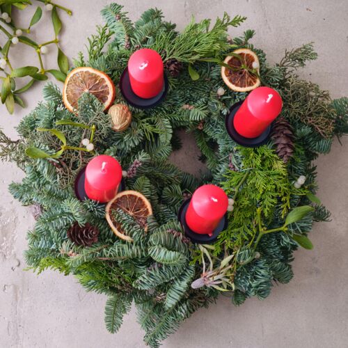 Adventskränze binden