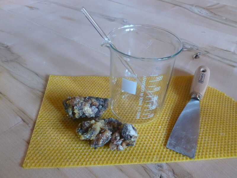 Kräutersalbenküche