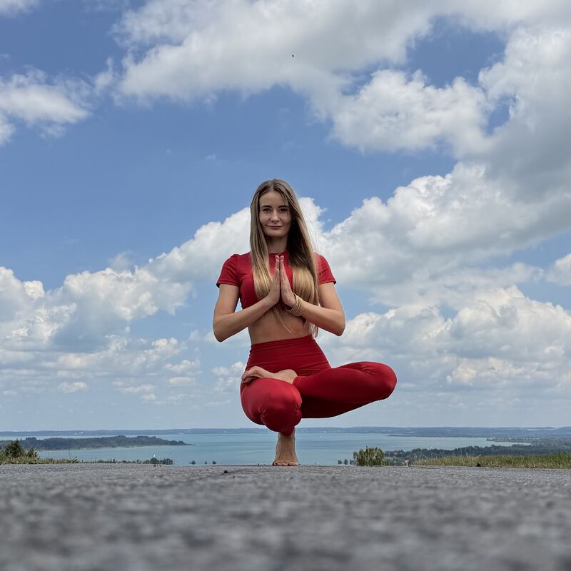 Yoga mit Viktoria Voropai