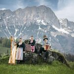 Bergweihnacht mit weihnachtlicher Stubnmusik und Lesung.