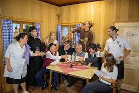 Theater: Die Lügenglocke