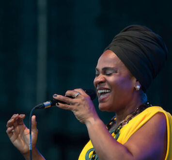 Cécile Verny Quartet - FrauenStimmen