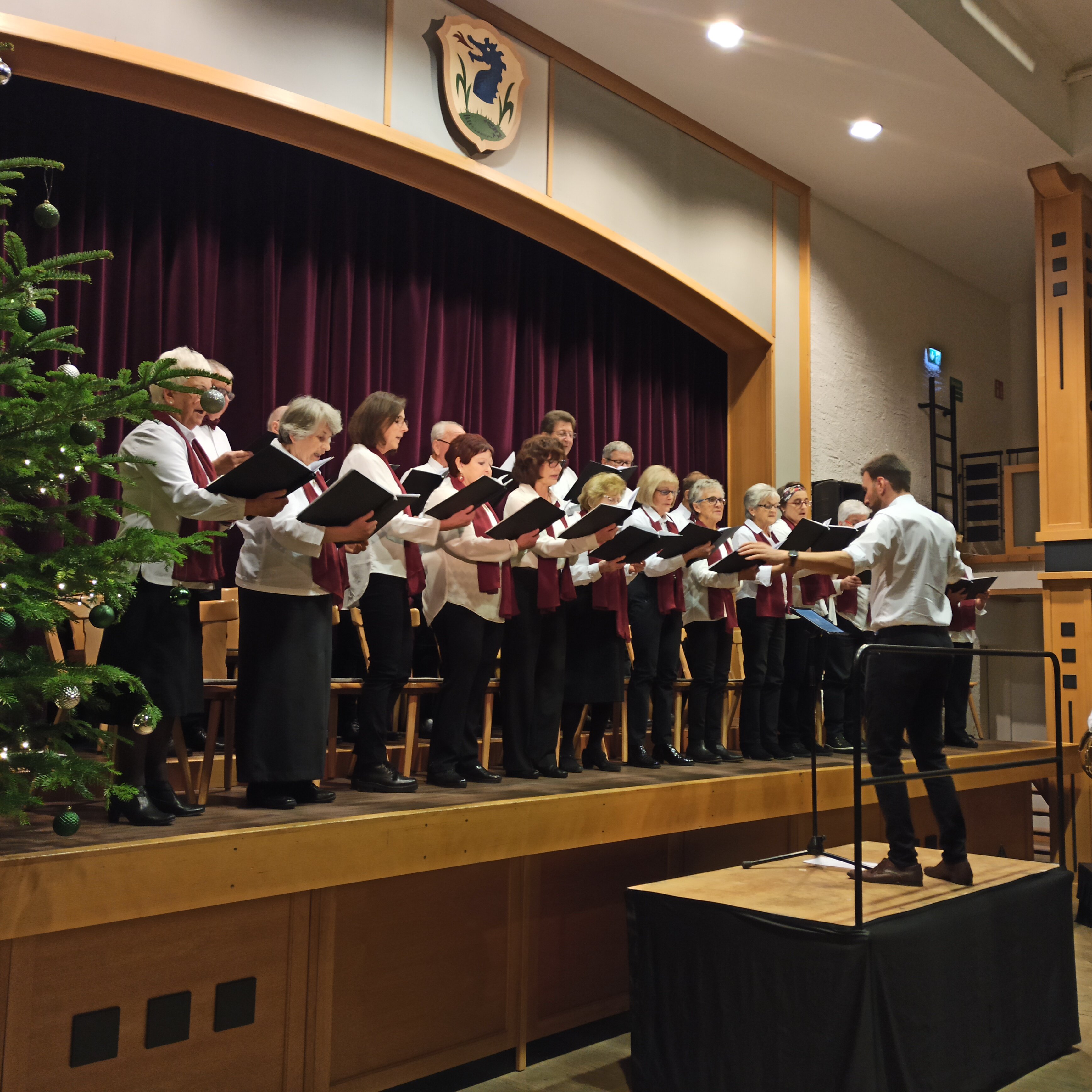 Traditionelles Adventskonzert mit dem Achental Chor
