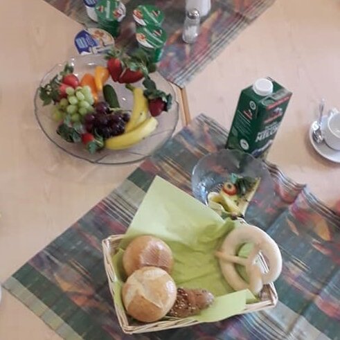 Eltern-Kind-Frühstück