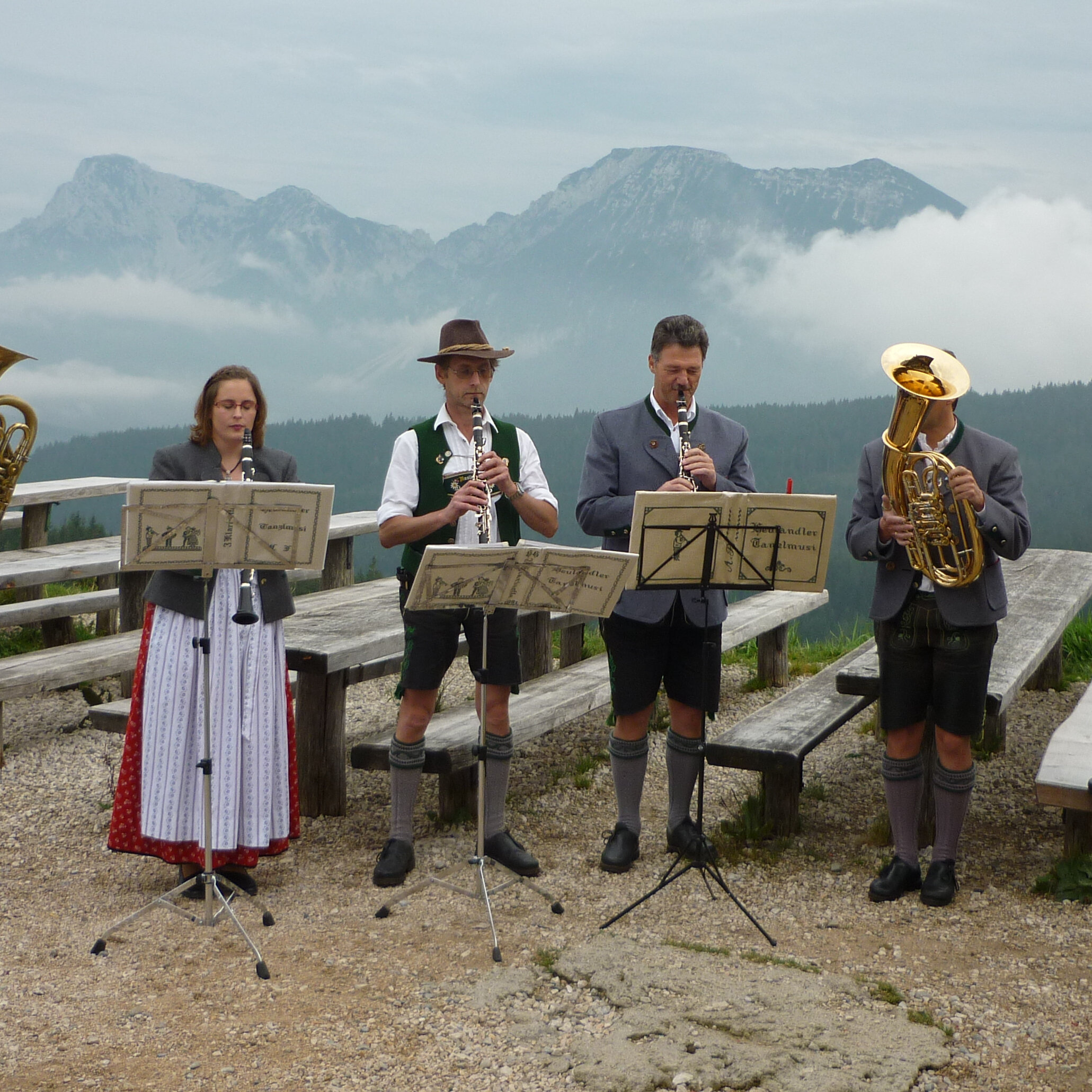 Volksmusik und Rehragout