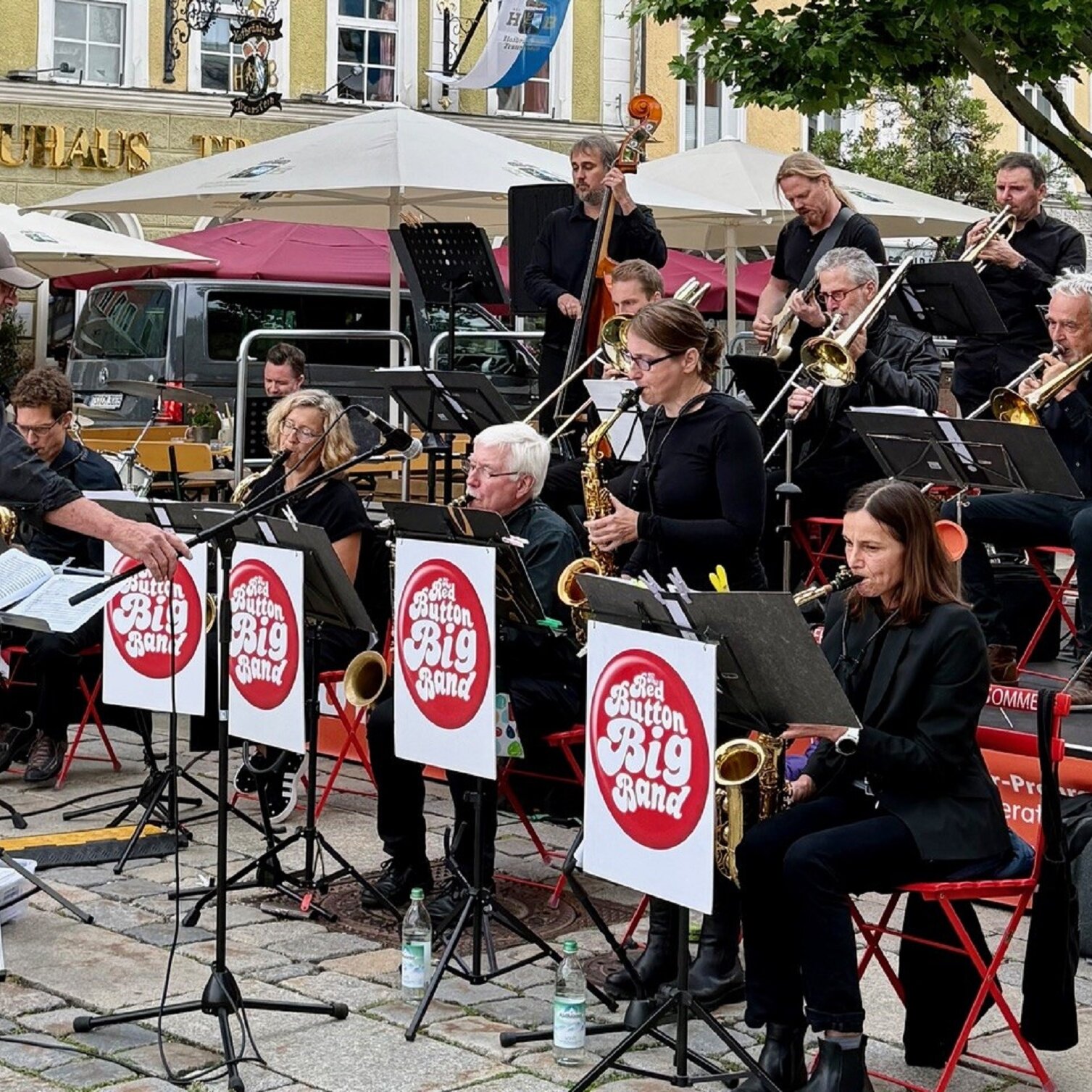 Bigband-Frühschoppen im Kulturforum Traunstein