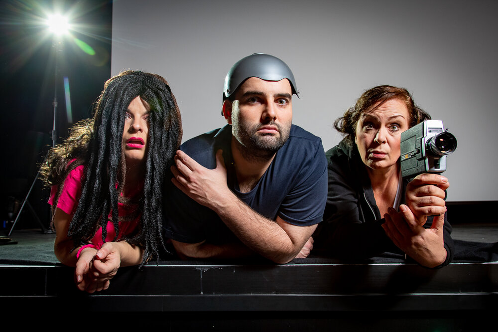 Jenny Bins, Steven Klopp und Santina Maria Schrader