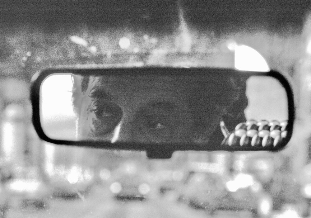 Robert Franks Augen im Rückspiegel, New York, 1990 aus der Serie 