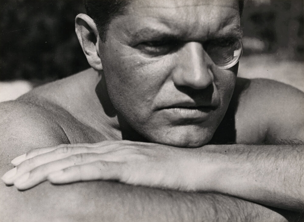 Raoul Hausmann, Ohne Titel (Selbstporträt mit Monokel, Ostsee), August 1931