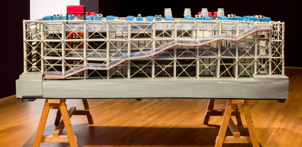 Ausstellungsansicht „Saâdane Afif. Five Preludes“, Hamburger Bahnhof – Nationalgalerie der Gegenwart, 12.12.2025 – 13.09.2026, Abgebildet: The Fountain Archives, 2008-2020