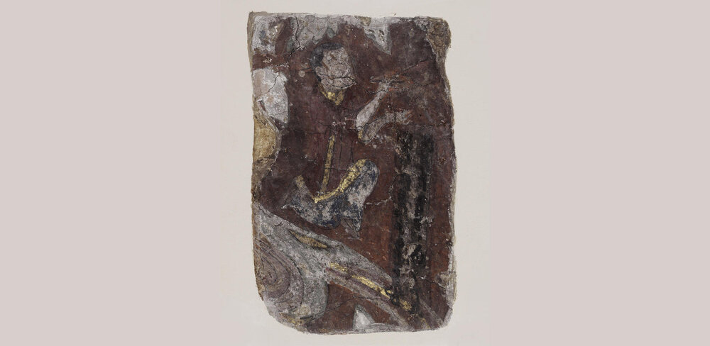 Kniender Schreiber mit altuigurischer Inschrift, China, Xinjiang, Bezeklik Höhle 14, 11. – 12. Jh., Wandmalerei