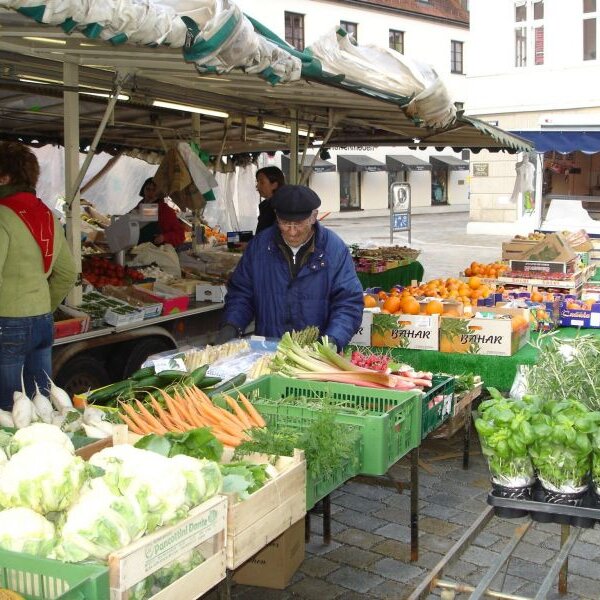 Weilheimer Wochenmarkt am Dienstag
