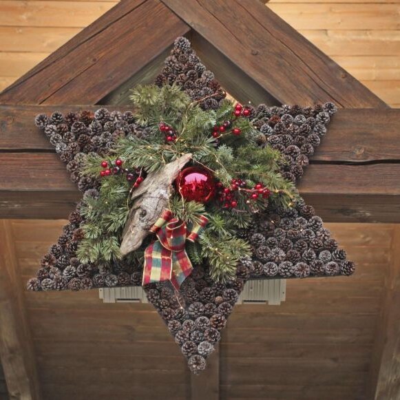 Daxn-Verkauf (Tannenzweige) der Bergwacht Krün