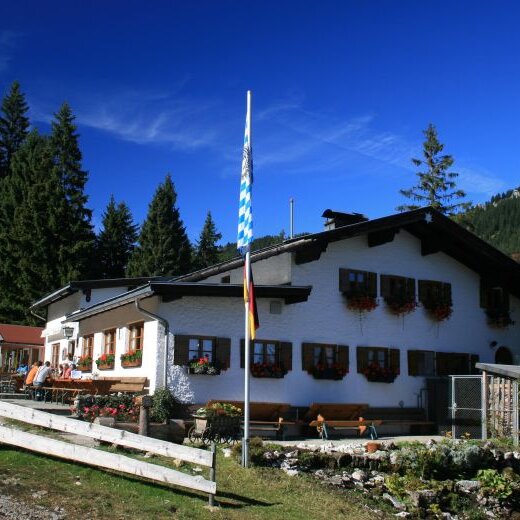 Hüttengaudi auf der Mitteralm