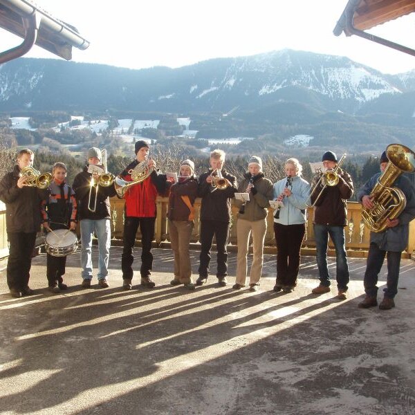 Neujahrsanblasen der Musikkapelle Samerberg