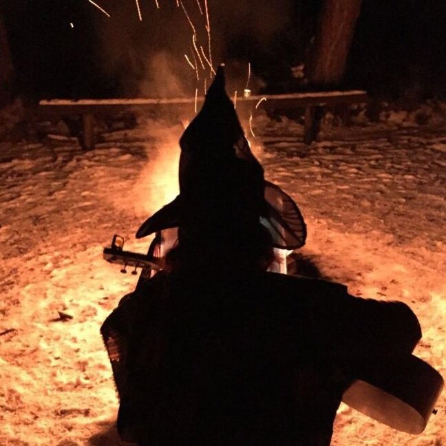Winterzauber: Hexennacht im Moor