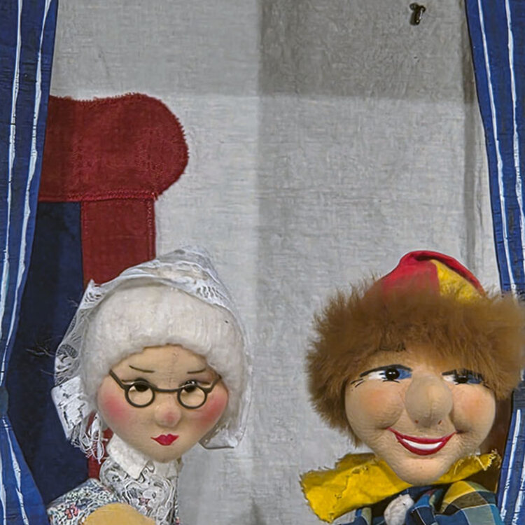 „Frau Holle“ - Märchen für Leute ab 3 Jahren