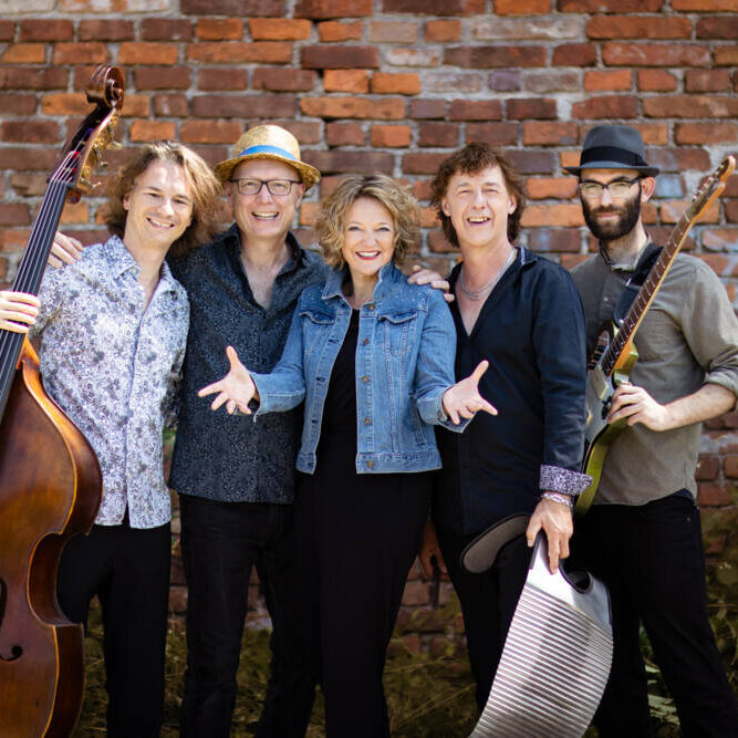 Zydeco Annie + Swamp Cats
