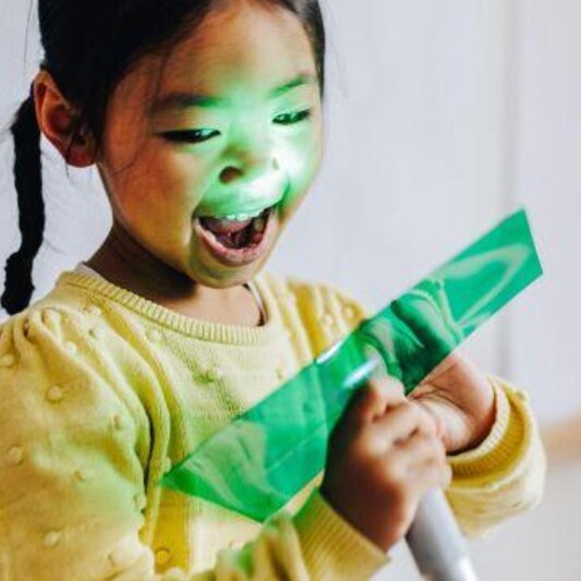 Fortbildung Stiftung Kinder forschen: Forschen zu Licht, Farben, Sehen
