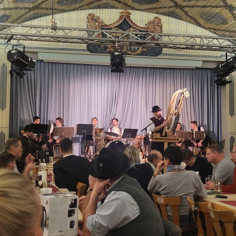 Christbaumversteigerung