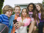 Schülerinnen und Schüler noch sicherer in der digitalen Welt - Mediennutzung von Kindern
