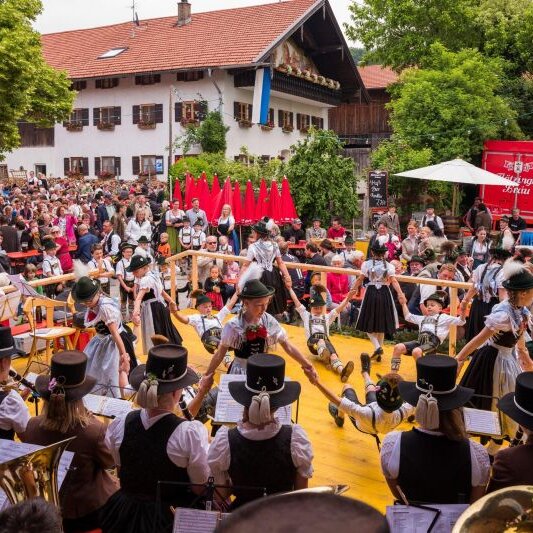 Dorffest  "Um die Linde"   in Grainbach  